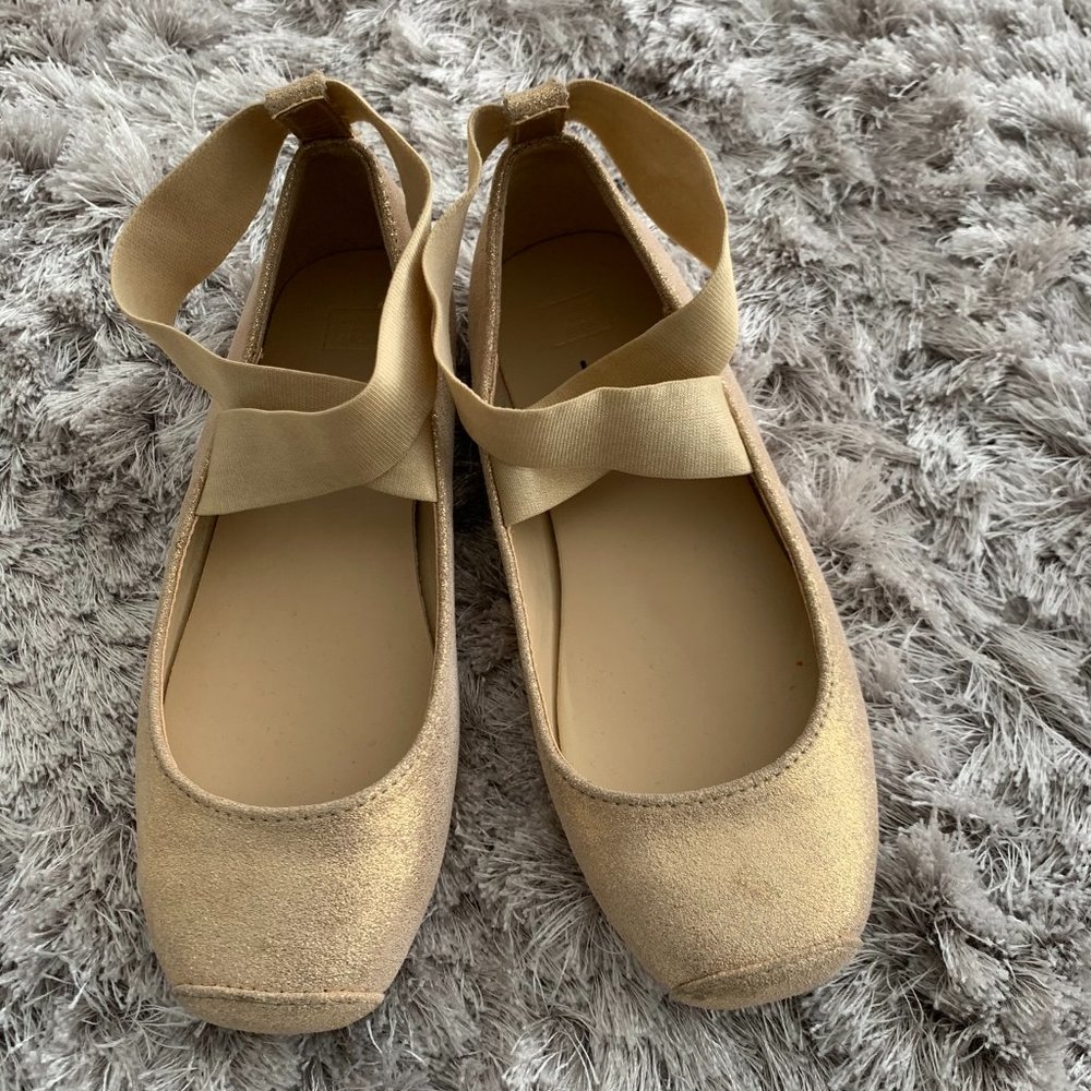 Girls Janie & Jack Gold ballets shoes, Size 13